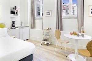 Lisbon Serviced Apartments - Ascensor Da Bica Dış mekan fotoğraf